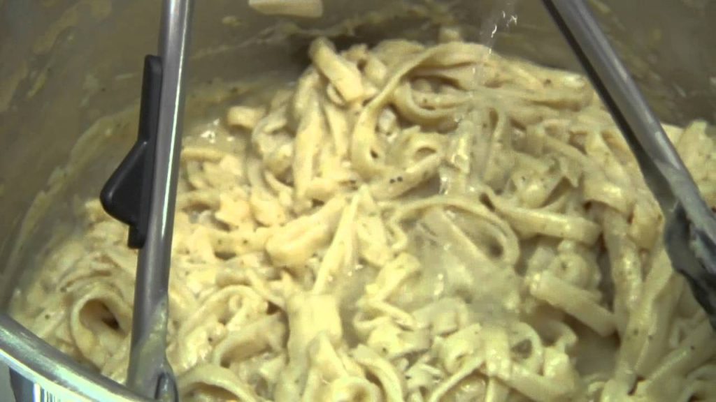 The Easiest Way to Keep Your Pasta Creamy